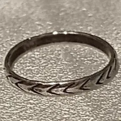 カレンシルバーリング カーブデザイン