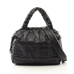CHANEL シャネル ココ ネージュ コレクション ブラック シャネルの“秋色”新作バッグ、タイムレス＆スポーティを両立する
