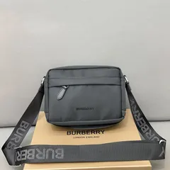 2024年最新】burberry メンズ ショルダーバッグの人気アイテム - メルカリ 