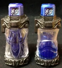仮面ライダービルド DXクジラジェットフルボトルセット DXクジラジェットフルボトルセット｜仮面ライダーおもちゃウェブ