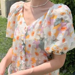 シフォンフラワーブラウス