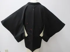 【一輝堂】【着物】黒羽織　絵羽柄　縫い紋　枝梅文　紐付き　24z-4633