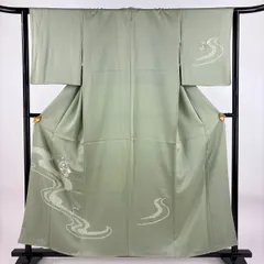 付下げ 身丈156cm 裄丈64cm M 袷 鏡裏文 流水 刺繍 絞り 薄緑 正絹 秀品 一つ紋 【中古】