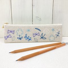 細型ペンケース【蝶々と葉っぱと白まる花】　刺し子・綿麻・コットン