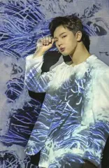 【中古】コレクションカード(男性) ONEUS/LEEDO(イド)/顔左向き・背景白青/CD「808[通常盤A]」特典トレカ