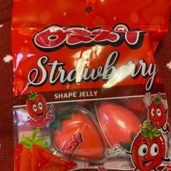 OZZY イチゴグミ いちごグミ　30つ　新品 OZZY いちごグミ 4個入り×3袋 オージー ストロベリーゼリーグミ