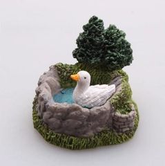 【泳ぐアヒル】置物 オブジェ ガーデンオーナメントアヒル  屋外 屋内 インテリア 玄関 リビング ダイニング 装飾 庭 ガーデニング 装飾 ガーデン 樹脂