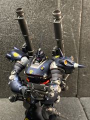 ガンプラHGUC 1/144 MS−06 ザクⅡ オリジナル迷彩塗装 完成品 ガンプラHGUC 1/144 MS−06 ザクⅡ オリジナル迷彩塗装 完成品
