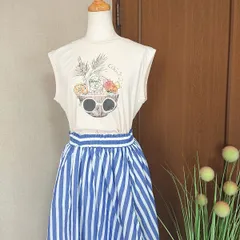 ワッペンバッジ付き フレンチスリーブ Tシャツ 韓国ファッション インポート