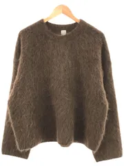 Toteme Tsuzurisaさん着用　ベージュ タートルネック ニット Toteme Tsuzurisaさん着用ベージュ タートルネック ニット