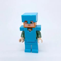 LEGO マインクラフト　ダイヤモンド装備のアレックス