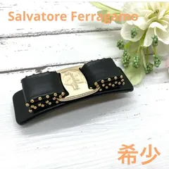 【新品未使用】Ferragamo ヴァラバレッタ 黒ゴールド 箱タグ袋付 Salvatore Ferragamo フェラガモ FERRAGAMO バレッタ