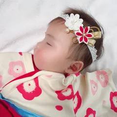 Spring SALE🌸つまみ細工　ベビーヘアバンド　ひな祭り初節句 お宮参りお食い初め• 100日祝い ハーフバースデーベビーヘアバンド髪飾り