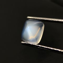 天然　ブルー　ムーンストーン　ルース　2.661ct　シュガーローフ　美品　希少カラー　ラストワン　オススメ　ソーティング付き