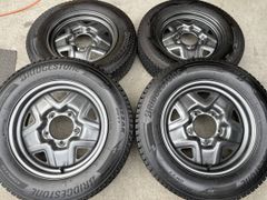 ジムニー純正スチール付き中古スタッドレスセット！175/80R16 ブリヂストン ブリザックDM-V3 溝あります！JB23、JB64、JA12、JA11など