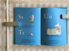 「GOOD NIGHT LITTLE ABC」（おやすみなさい A.B.C）　ペンギン　イグアナ　文字学習絵本　英語絵本