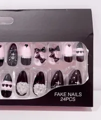✦ 訳あり品 ✦ 地雷 量産型 24枚 ネイルチップ 03ハートビジューブラック
