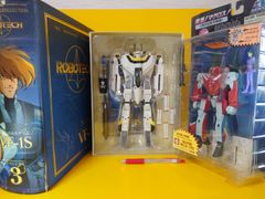 【オマケ付】マクロス  マスターピース ロイ・フォッカーVF1S　アクションフィギュアミリア専用機スーパーバルキリーとフィギュア付