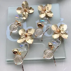 大ぶり×ウェーブスティック×マットゴールドフラワー×ピアスorイヤリング