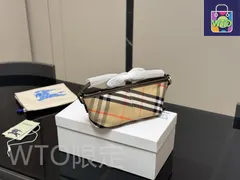 【今日特価】Burberry バーバリー ファッションホボバッグ ケース付き、密織ナイロン素材を使用-WTO輸入2
