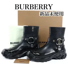 新品未使用　BURBERRY バーバリー  レディース　ブーツのサムネイル