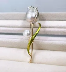 チューリップ　メタリックブルー　ブローチ　コサージュ　　花　上品　パール
