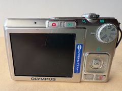 OLYMPUS オリンパス FE-280コンパクトデジタルカメラ 【動作未確認】