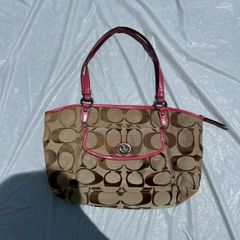 COACH シグネチャー トートバッグ コーラルピンク used - メルカリ