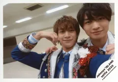 【中古】生写真(ジャニーズ) 美 少年/藤井直樹・那須雄登/横型・バストアップ・衣装青・白・赤・藤井右手上げ・那須右手肩/Johnnys’ ISLAND セルフィー 2020/公式生写真