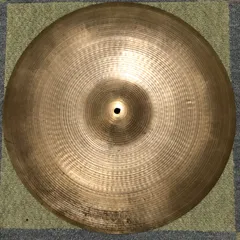 白抜きZildjian MARCHING BAND 12”インチ 31cm ペア 白抜きZildjian MARCHING BAND 12”インチ 31cm ペア - メルカリ