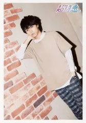 【中古】生写真(男性) 超特急/タカシ(松尾太陽)/膝上・衣装ベージュ・右手首元・左手ポケット・背景レンガ/「超特急 LIVE TOUR 2016 Synchronism～Body ＆ Groovin’～」生写真セット 第15弾