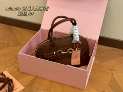 miumiuシェルバッグ/ハンドバッグ、バックパック、小銭入れ、手首バッグ、ショルダーバッグ