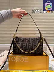 【今日特価】Fendi New 性价比最高 デュアルストラップ マージャンバッグ
