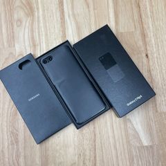 Galaxy S24 オキシブラック透明ケース、フイルムおまけ付き。 Galaxy S24 オキシブラック透明ケース、フイルムおまけ付き。 - メルカリ