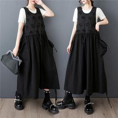 モード系  ベストワンピース レディース サロペット お花 立体感があり ポケット付き 大人女子にぴったり 自然体かつ華やかに見える着こなし きれいめコーデに