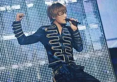 東方神起　ジェジュン生写真　1枚70円 Amazon.co.jp: 東方神起 JYJ ジェジュン SM公式グッズ ファイル
