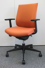 【2021年製】コクヨ　ウィザード3チェア　ローバック　T型肘（肘のみ新品取り付け）　オフィスチェア　デスクチェア　ソフトテラコッタ　テレワーク　在宅ワーク
