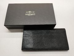 未使用 革巧 KAKUTAKU 象革 2つ折り 財布 プレリー エレファント 未使用 革巧 KAKUTAKU 象革 2つ折り 財布 プレリー エレファント