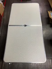 折りたたみ式白テーブル