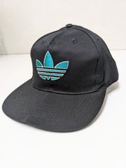 90s adidas アディダス キャップ 帽子 台湾製 コットン フリーサイズ ブラック エメラルド トレフォイルロゴ 刺繍 6パネル スナップバック 90s 00s OLD 古着 ヴィンテージ