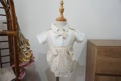 【新品】ベビー　フォーマル　ロンパース　男の子　蝶ネクタイ　襟付きシャツ　半袖　サスペンダー　ベージュ　インポート子供服