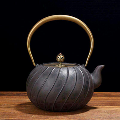 再入荷 即購入OK ☆人気☆南部鉄器 鉄瓶 鉄器 急須 C