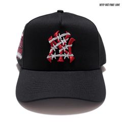 KEEP OUT FAKE LOVE WORLD FAMOUS NY SNAPBACK CAP【BLACK×RED】(キープアウトフェイクラブ 帽子 キャップ CAP スナップバック ベースボールキャップ NY ニューヨーク NEW YORK ロゴ)