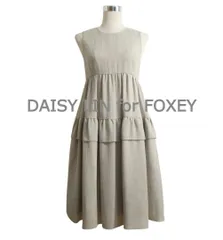 美品 DAISY LIN for FOXEY デイジーリンフォクシー サイズ38 膝丈 ミディ丈 クルーネック ノースリーブ ふわふわワンピース Fuwa Fuwa One Piece ベージュ