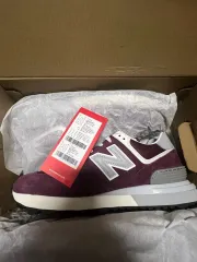 新品　ニューバランス 574 レディース　23㎝ バーガンディ New Balance ニューバランス 574 バーガンディ スニーカー