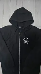 【stussy】 ステューシー 希少デザイン ジップパーカー スカル クラウン ステューシー ジップ パーカー スカル 両面サイドプリント