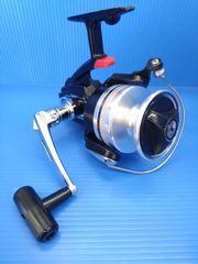 日本製　美品　ダイワ　スプリンター　ＳＴ-3000ＤＸ　スピニング　駆動良好　　(03)