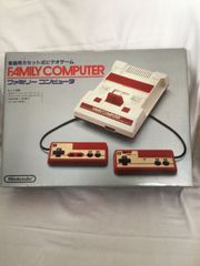動作確認済みファミリーコンピュータ 本体 箱、アダプター おまけ付き