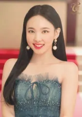 【中古】キャラカード ナヨン(縦/ドレス/上半身) ランダムトレーディングカード 「TWICE DOME TOUR 2019 “#Dreamday”」