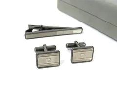 ■美品■ pierre cardin ピエールカルダン カフスボタン カフリンクス ネクタイピン タイクリップ メンズ 2点セット シルバー系 DH4751 冠婚葬祭 結婚式 葬式